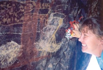 122honeymoonoverlapping.jpg (23239 bytes)