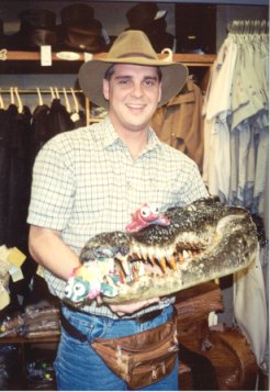 401kkaligatorhatguy.jpg (26399 bytes)