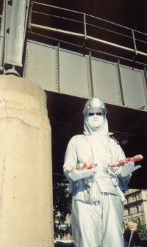 406metalman.gif (58752 bytes)