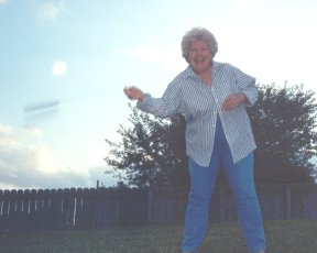 408mombullroarer.gif (39181 bytes)