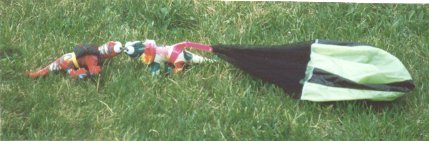 27kkkiss2.jpg (20101 bytes)