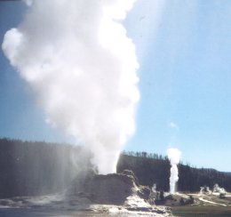 053bcastlegeyserwother.jpg (9335 bytes)